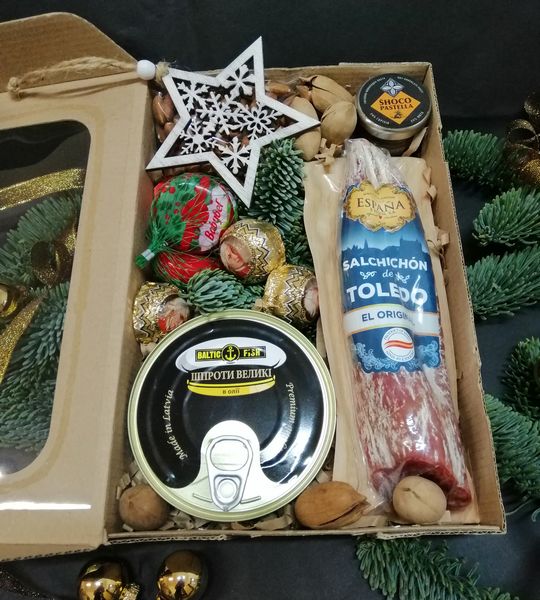 Подарочный набор с колбасой и сыром на Новый год №1057 1057 фото