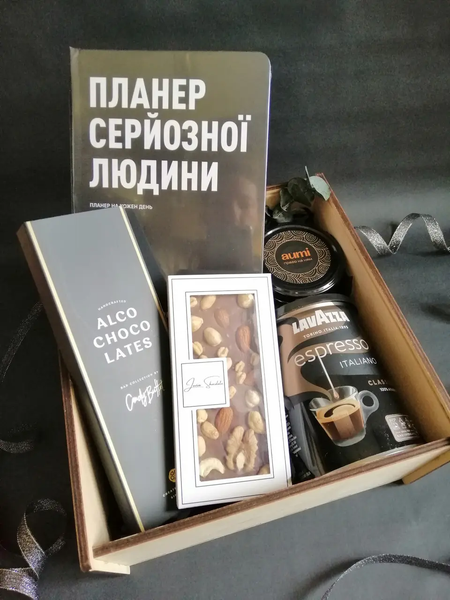Чоловічий подарунковий набір бокс з кавою, блокнотом та цукерками №1109 001109 фото