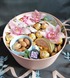 Подарунковий набір бокс для жінки з чашкою, цукерками та квітами №1088 001088 фото 1