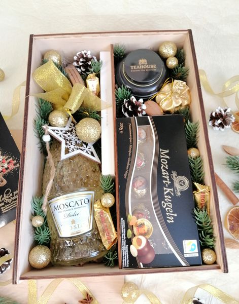 Подарочный набор с шампанским на Новый год №1028 1028 фото