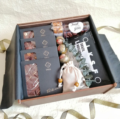 Жіночий подарунковий набір бокс з кавою, горіхами та шоколадом №1086 001086 фото