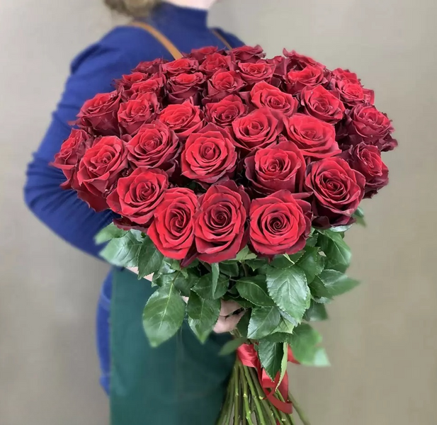 Букет из 35 красных роз, 60 см (Эквадор) 16195 фото
